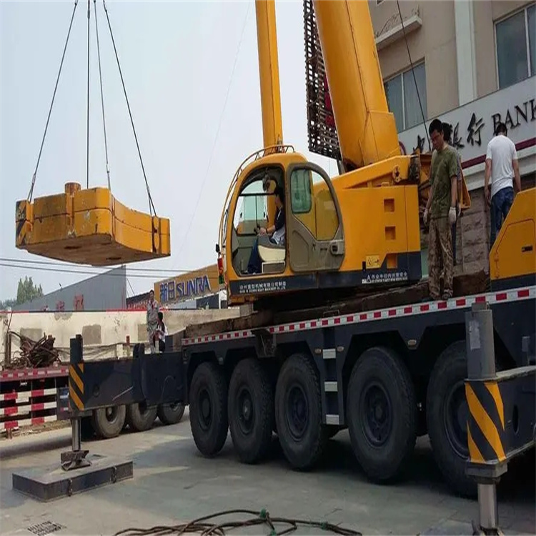 岳西县当地吊车出租|机器吊装|75吨|工厂搬迁服务